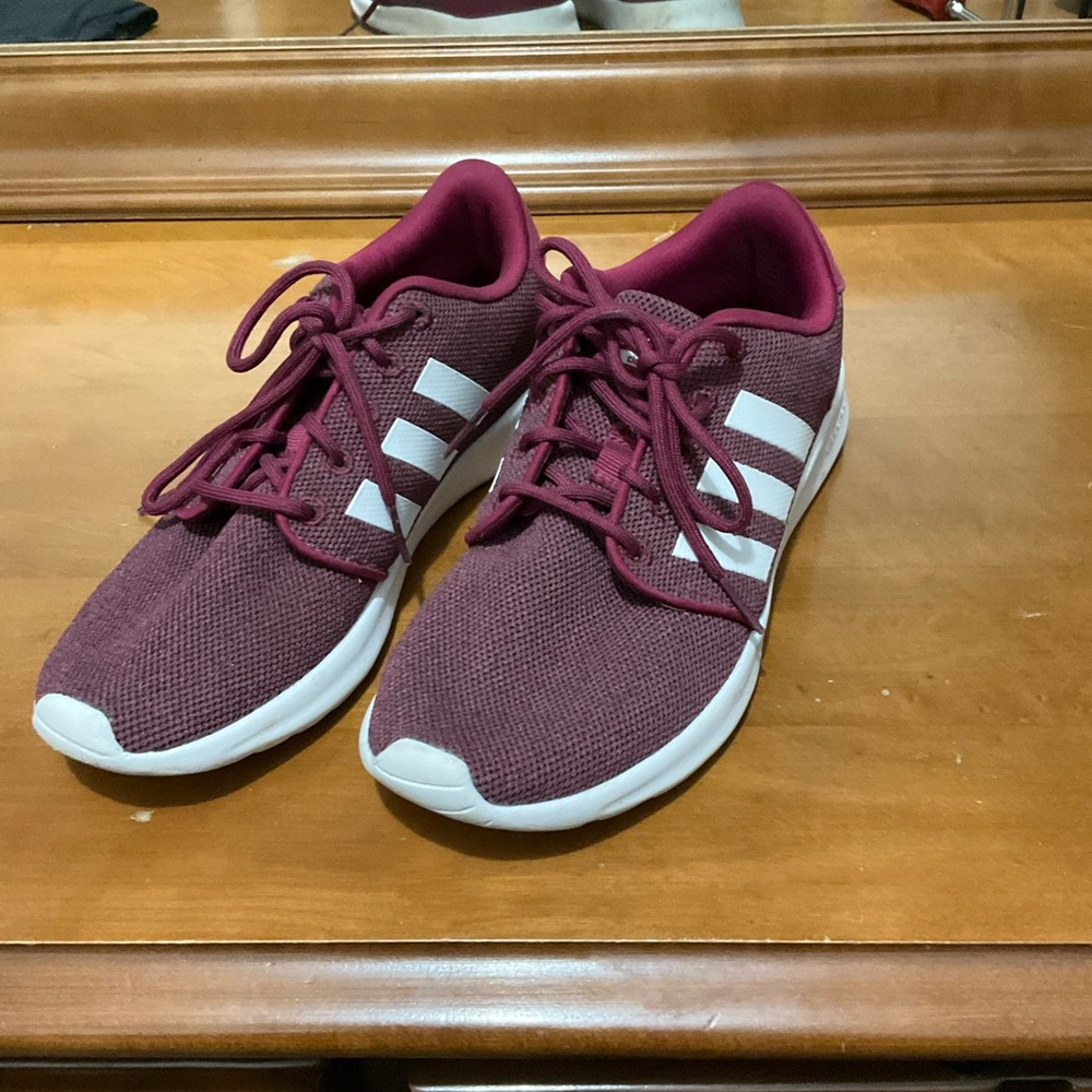 Adidas Tennis Shoes